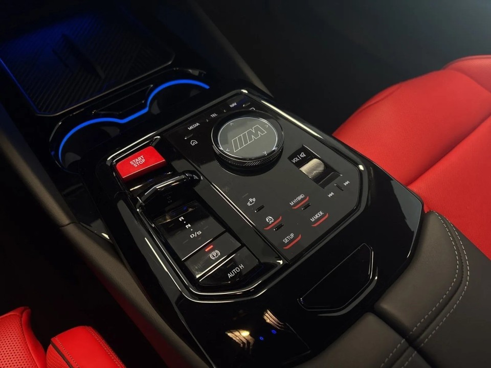 BMW M5 Limousine - foto 6