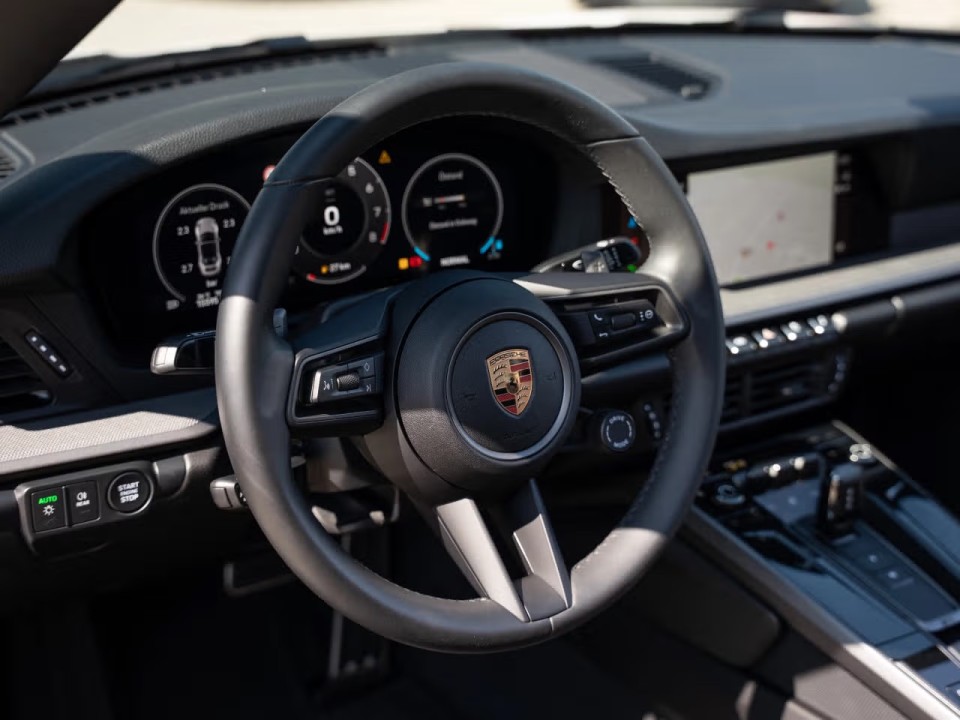Porsche 911 Carrera Cabriolet - foto 11