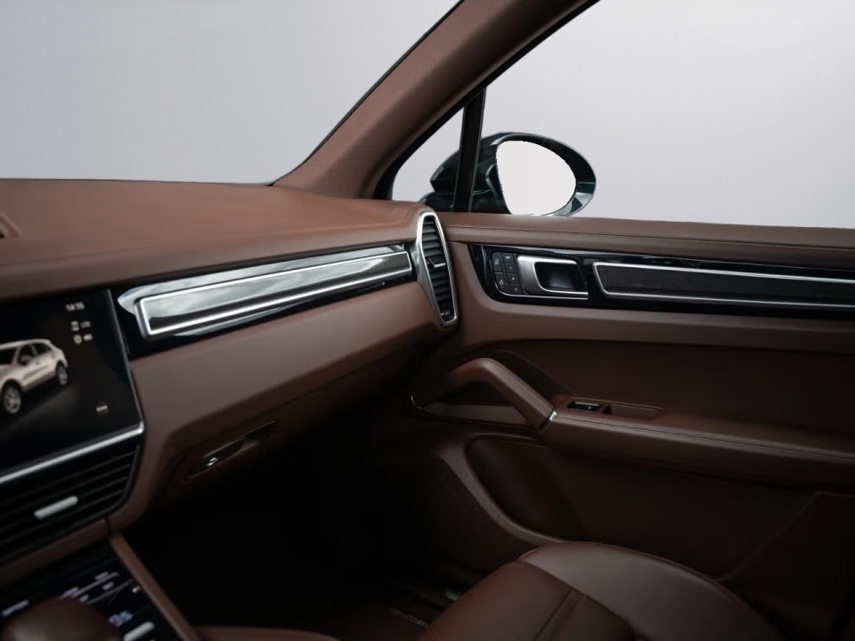 Porsche Cayenne Platinum Edition - foto 22