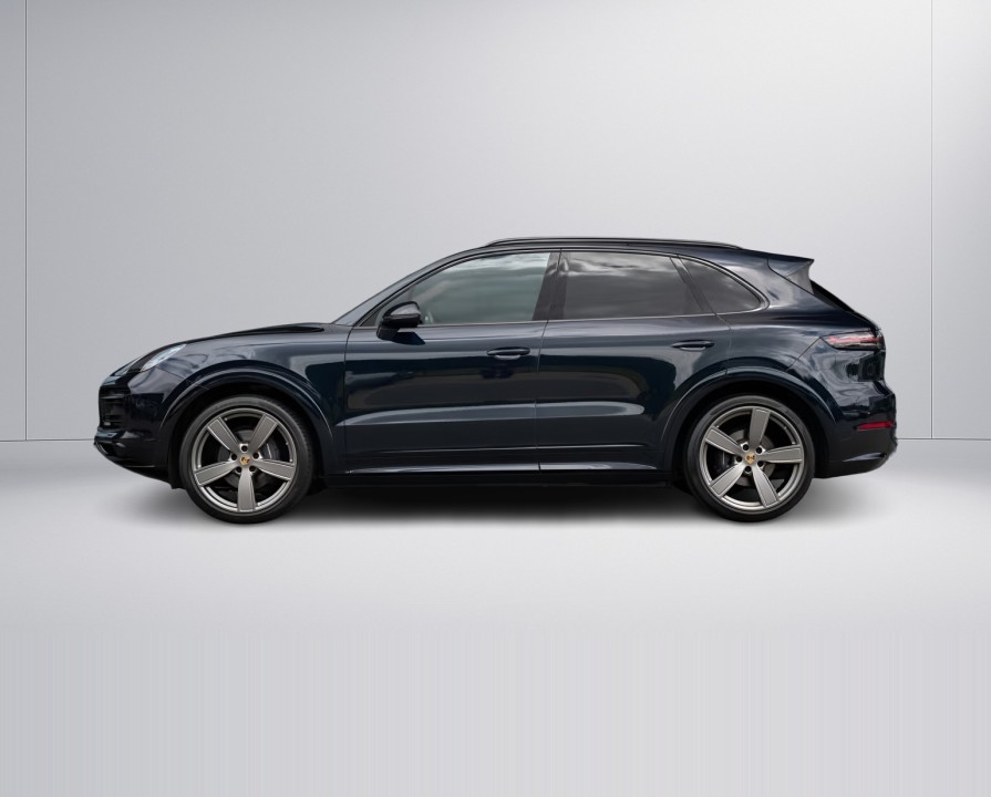 Porsche Cayenne Platinum Edition (3)