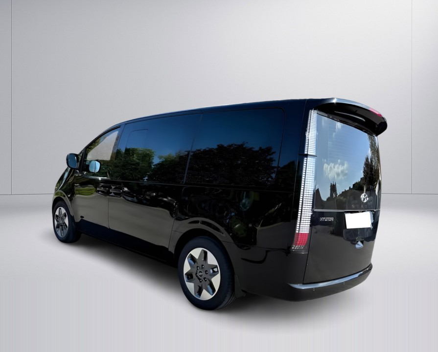 Hyundai STARIA 2.2 CRDi Trend (3)