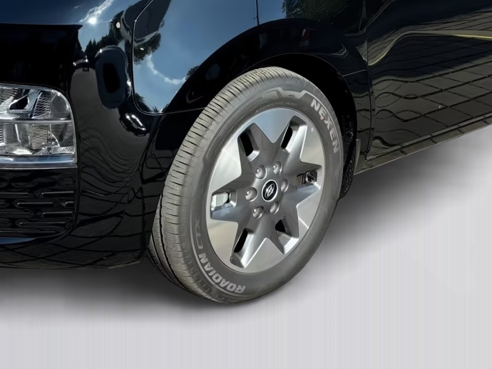 Hyundai STARIA 2.2 CRDi Trend - foto 14