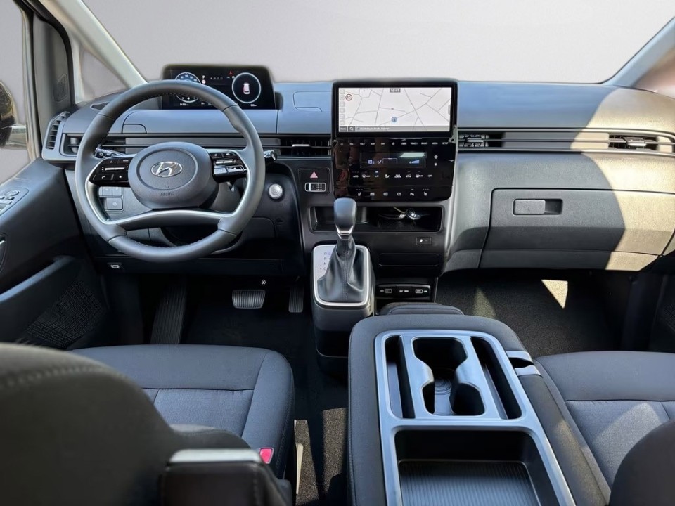 Hyundai STARIA 2.2 CRDi Trend - foto 6