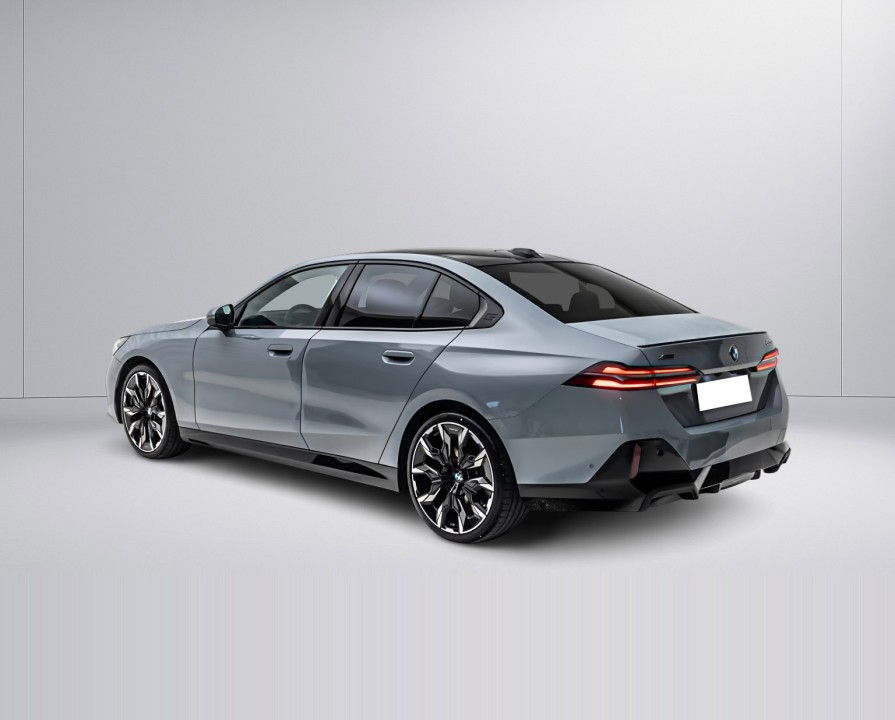 BMW Seria 5 520d xDrive M-Sport (5)