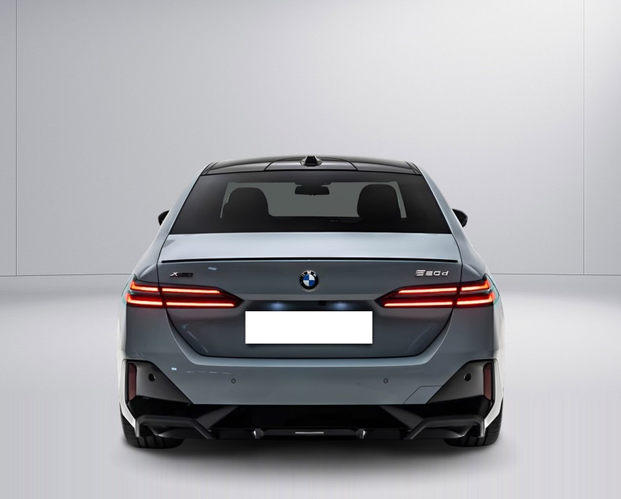 BMW Seria 5 520d xDrive M-Sport (4)