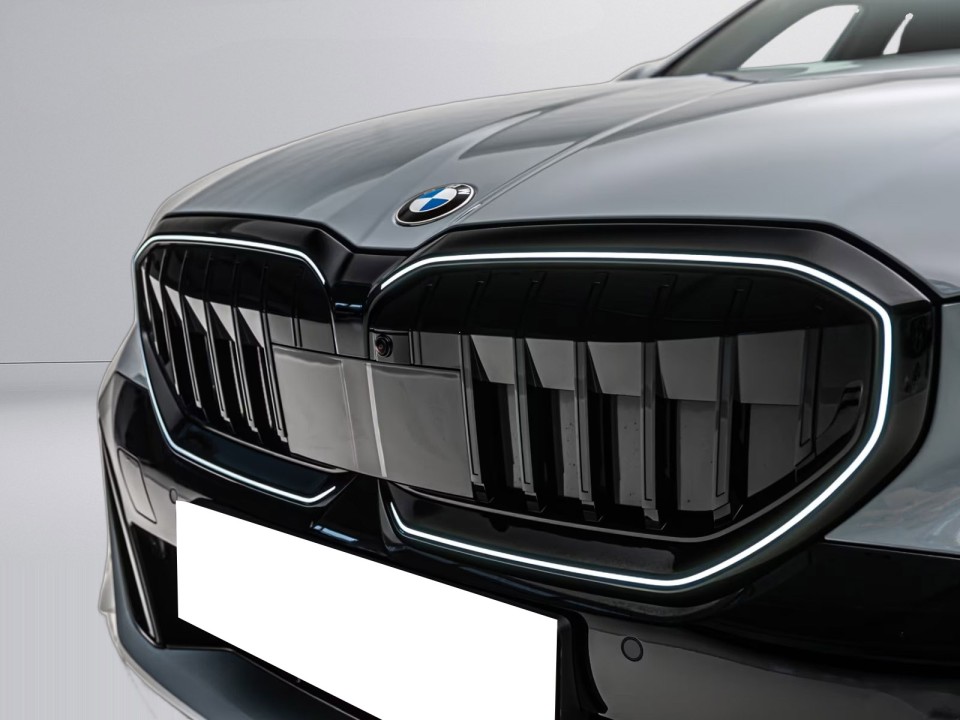 BMW Seria 5 520d xDrive M-Sport - foto 37