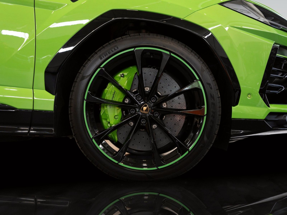 Lamborghini Urus - Pearl Capsule - Akrapovic - foto 10