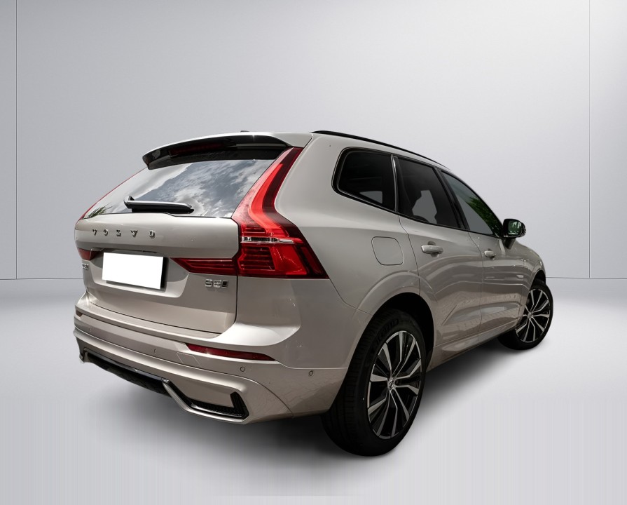 Volvo XC 60 B5 AWD Ultra Dark (3)