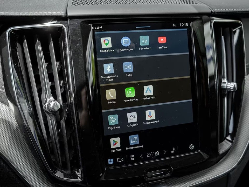 Volvo XC 60 B5 AWD Ultra Dark - foto 14