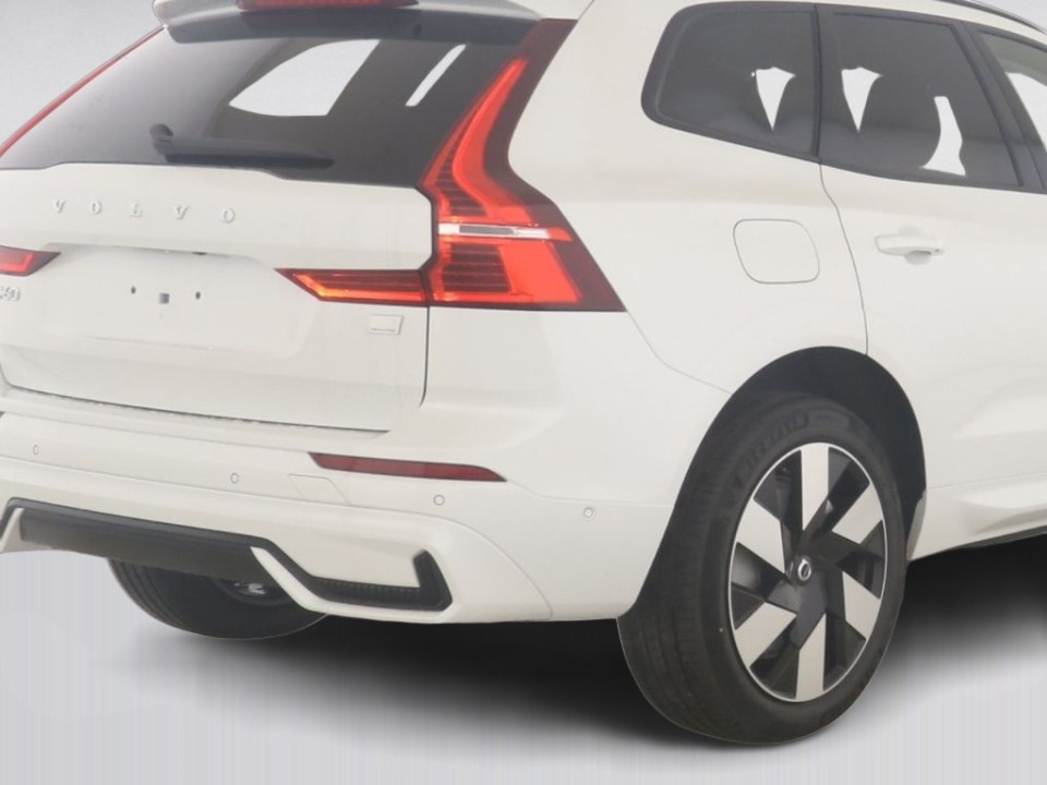 Volvo XC 60 Plus Dark Recharge - foto 15