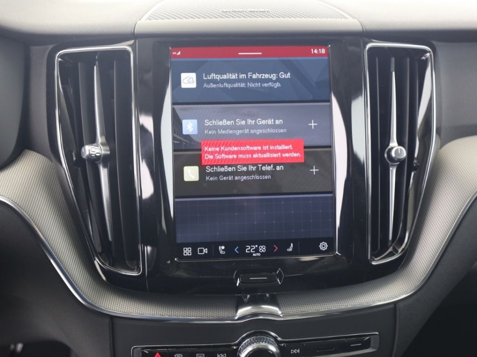 Volvo XC 60 Plus Dark Recharge - foto 8