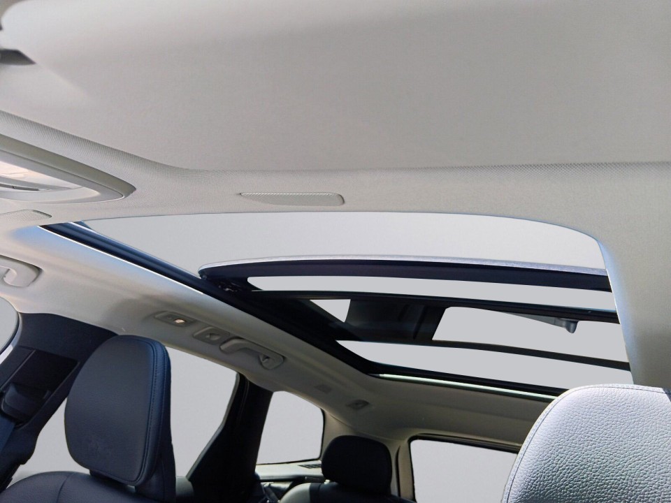 Volvo XC 60 T6 Twin Engine AWD R-Design - foto 11