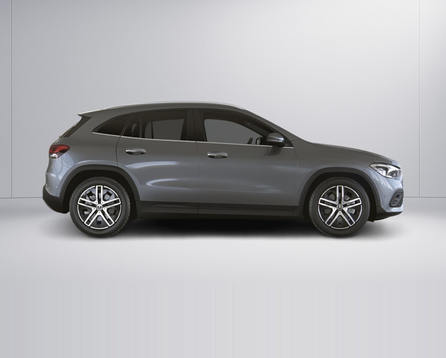 Mercedes-Benz GLA 250 4MATIC (3)