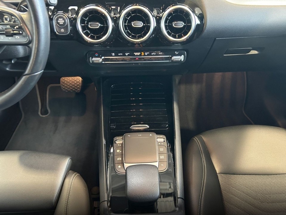 Mercedes-Benz GLA 250 4MATIC - foto 18
