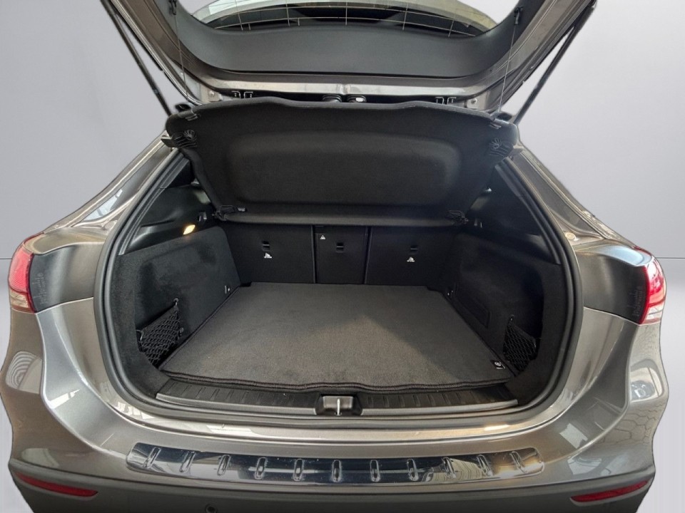 Mercedes-Benz GLA 250 4MATIC - foto 22