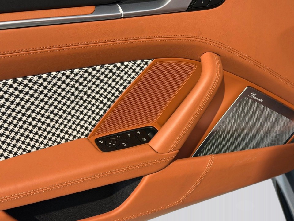 Porsche 911 Turbo S Cabriolet - foto 20