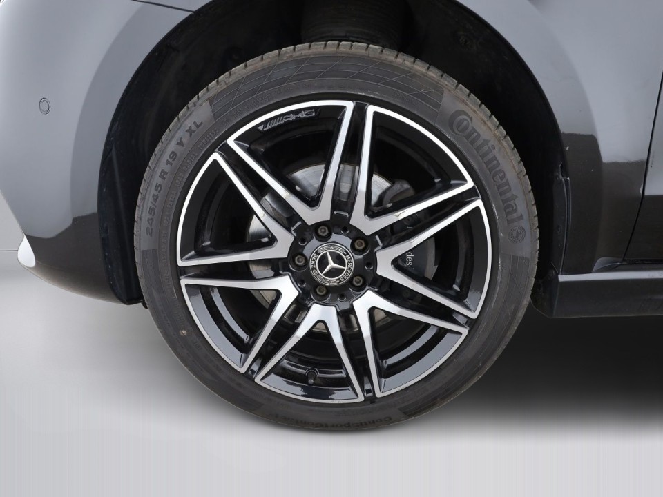 Mercedes-Benz V 300d 4MATIC AMG - foto 23