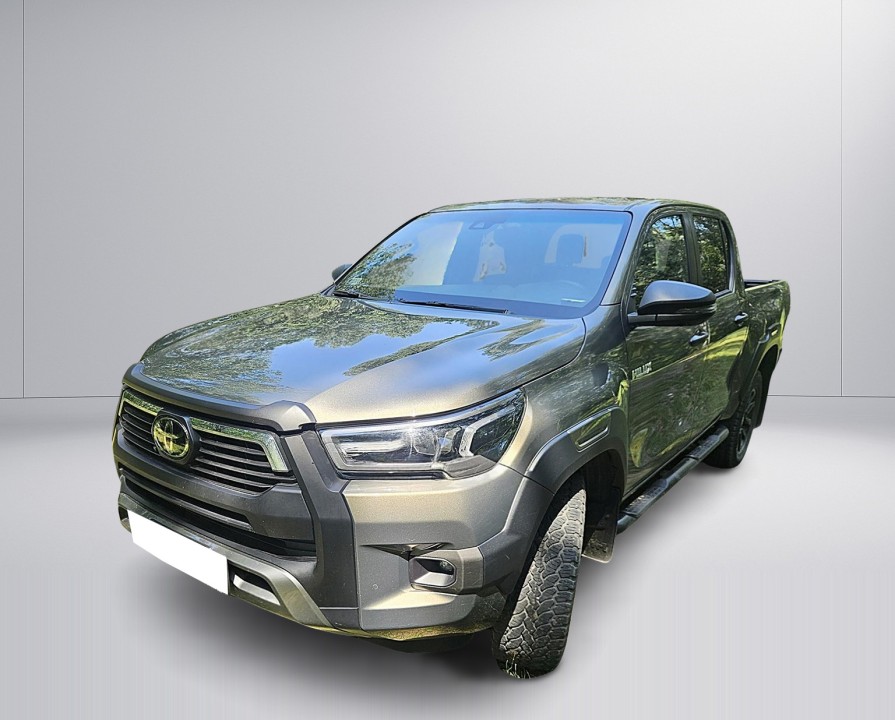 Toyota Hilux 2.8D Invincible (5)
