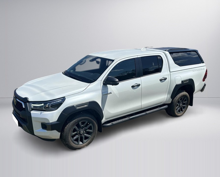 Toyota Hilux 2.8D Invincible