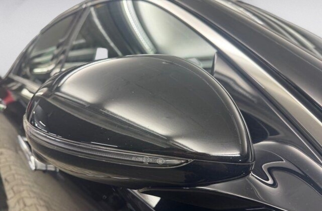 Mercedes-Benz E AMG 53 4MATIC+ - foto 17