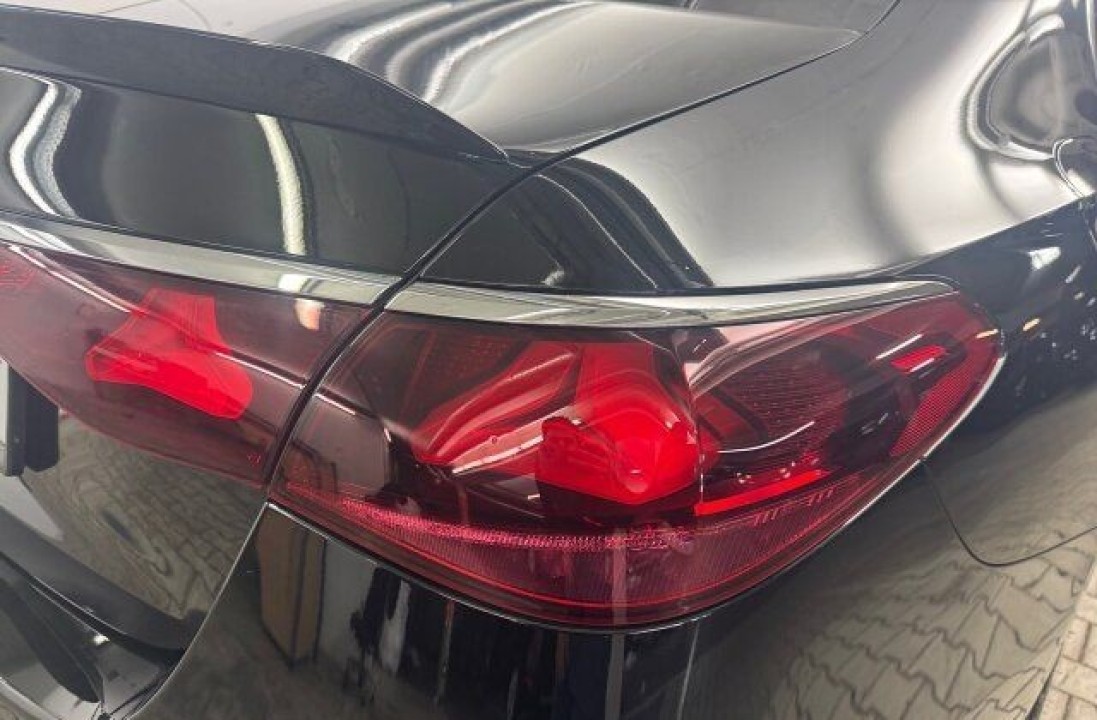 Mercedes-Benz E AMG 53 4MATIC+ - foto 18