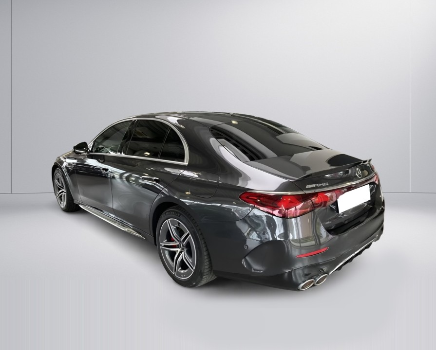 Mercedes-Benz E AMG 53 4MATIC+ (3)