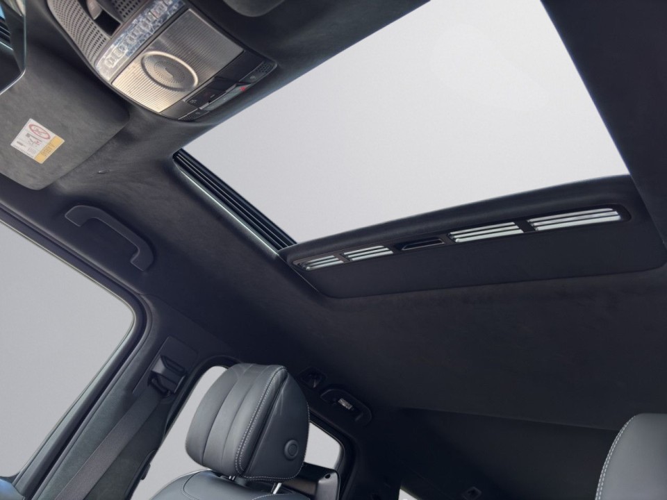 Mercedes-Benz G 500 - foto 16