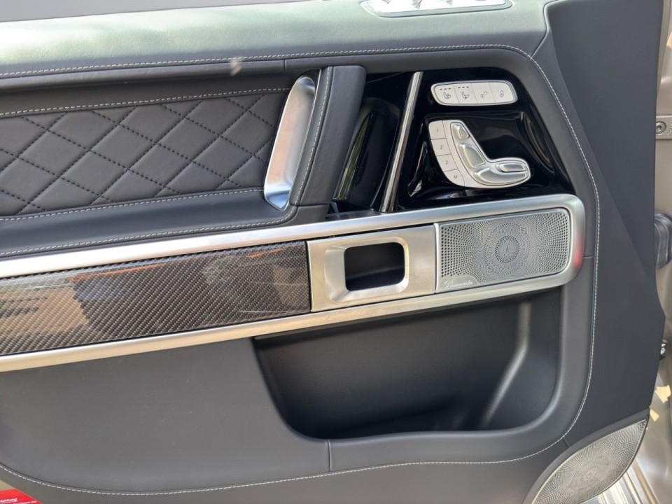 Mercedes-Benz G 500 - foto 17
