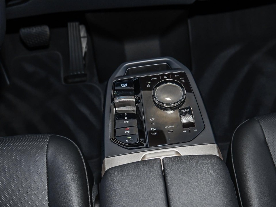 BMW IX xDrive40 - foto 12