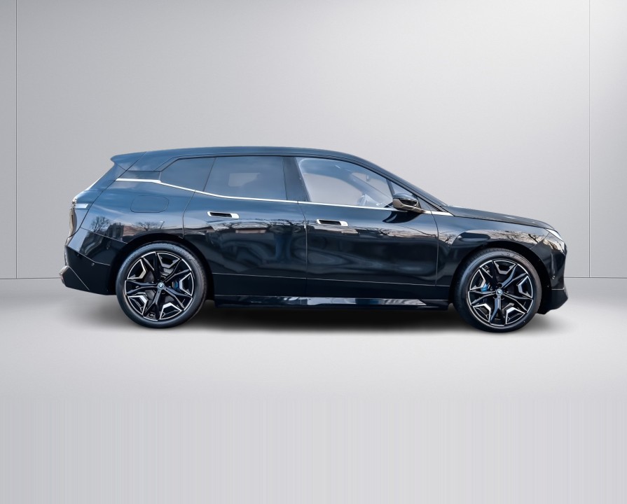 BMW iX 2024 — imagine 3