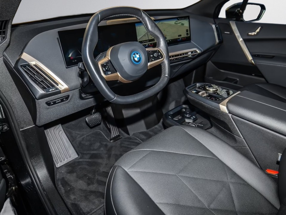 BMW iX 2024 — imagine 17