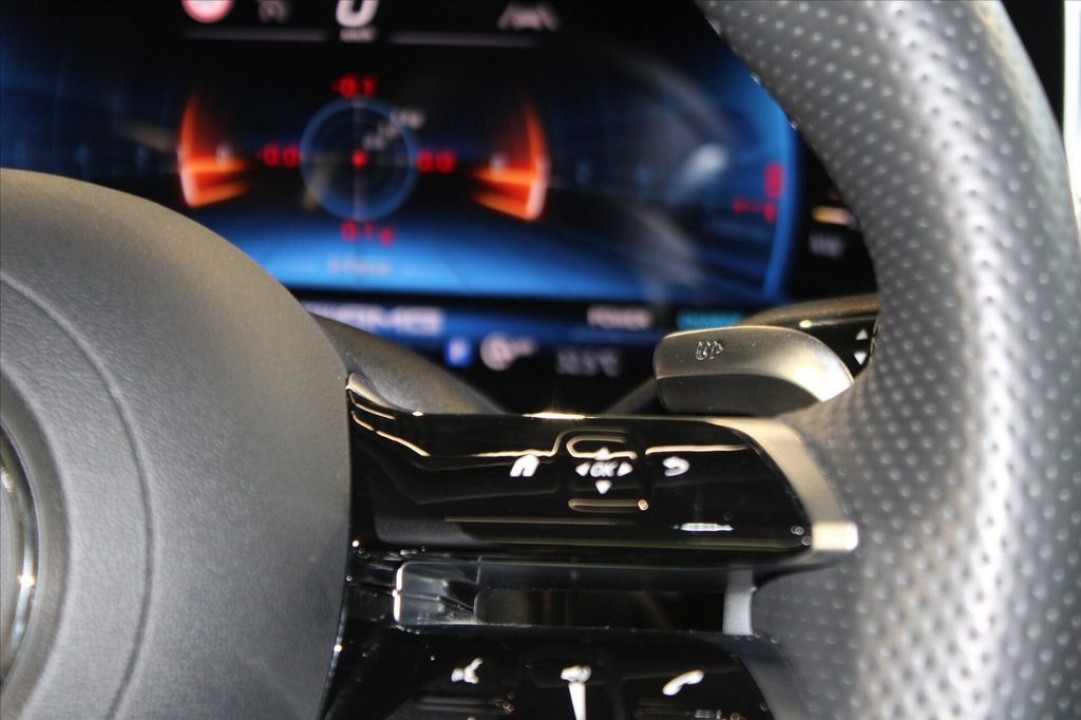 Mercedes-Benz GLC AMG 43 4MATIC - foto 15