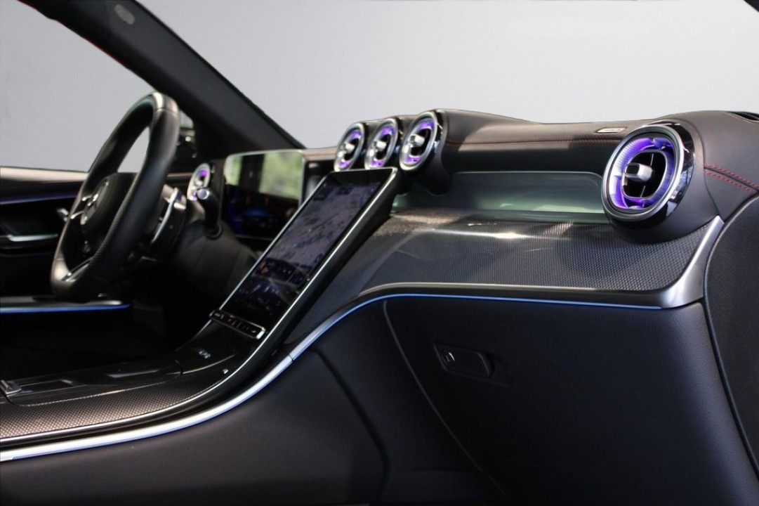 Mercedes-Benz GLC AMG 43 4MATIC - foto 13