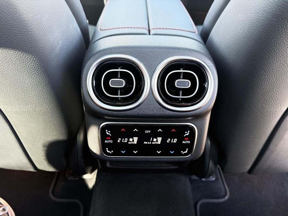 MERCEDES-BENZ GLC 2024 — imagine 17