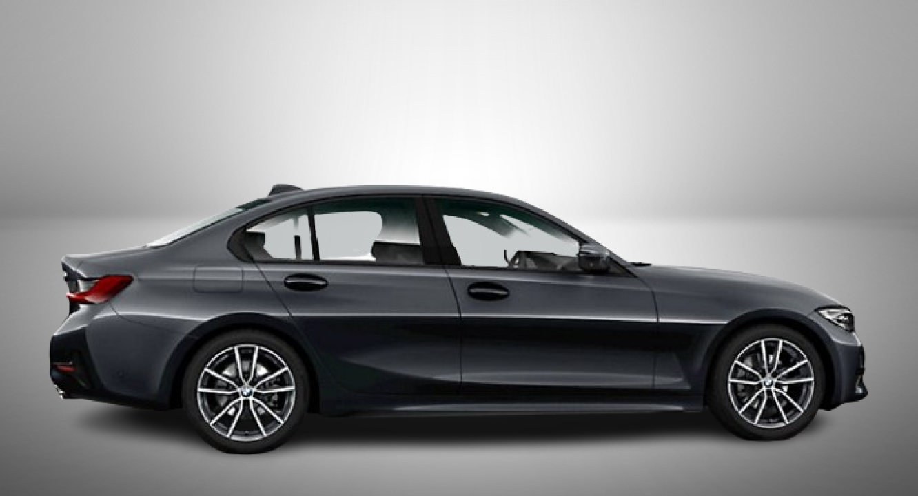 BMW Seria 3 330i xDrive (3)