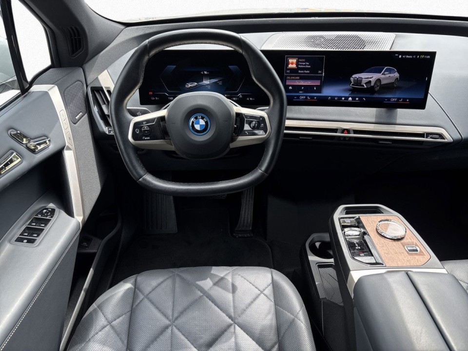 BMW iX 2023 — imagine 20