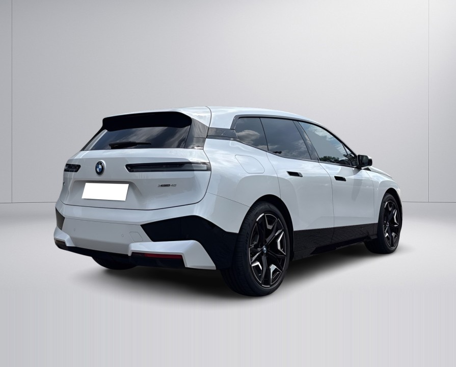 BMW iX 2023 — imagine 2