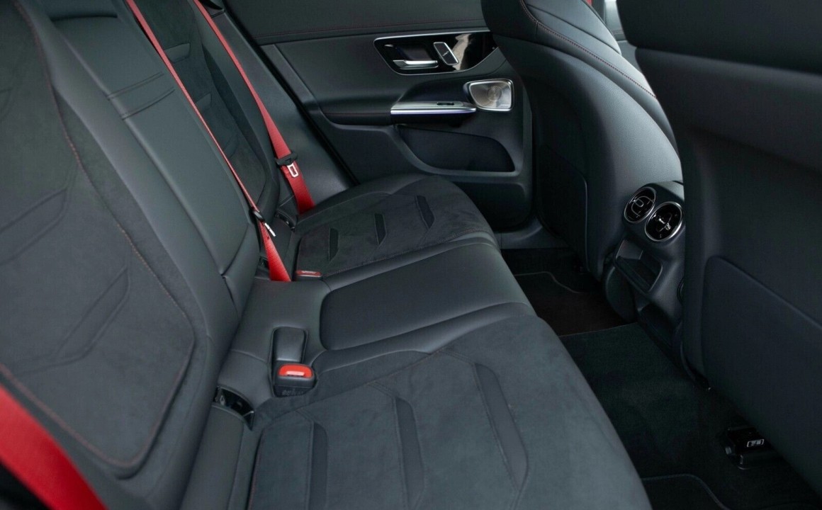 Mercedes-Benz GLC AMG 43 4MATIC - foto 12