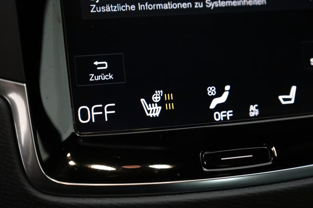 Volvo XC 90 T8 Recharge AWD Inscription Expression - foto 18