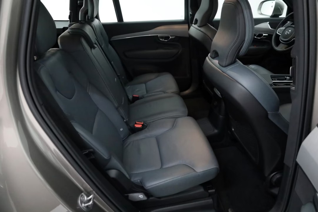 Volvo XC 90 T8 Recharge AWD Inscription Expression - foto 24