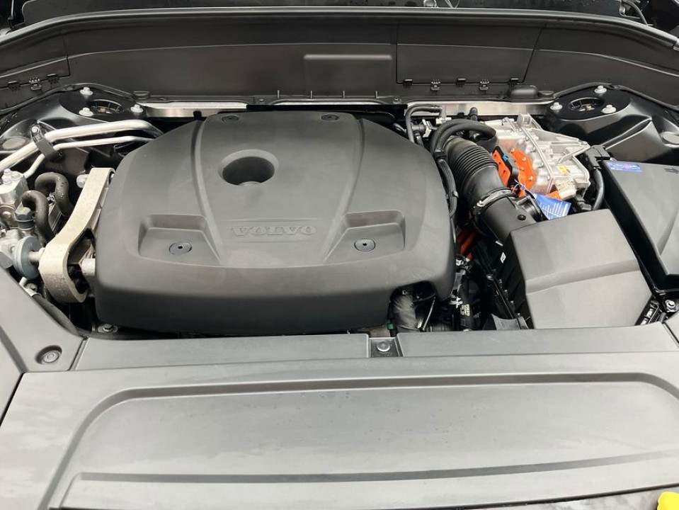Volvo XC 90 T8 Recharge AWD Core - foto 18
