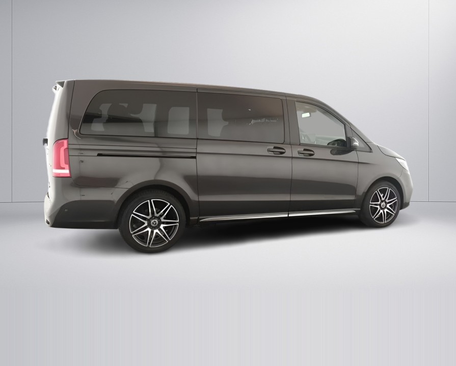 MERCEDES-BENZ V-Class 2023 — imagine 4