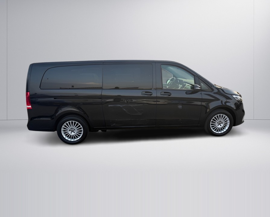 MERCEDES-BENZ V-Class 2023 — imagine 3