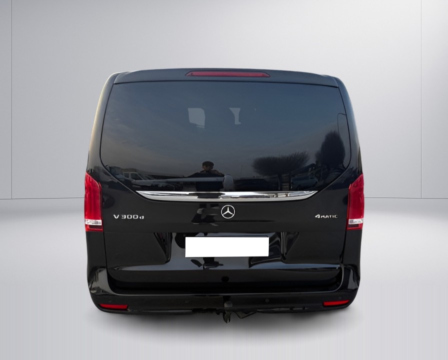 MERCEDES-BENZ V-Class 2023 — imagine 5