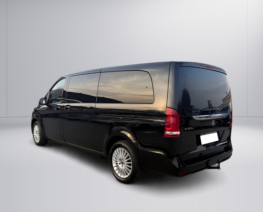 MERCEDES-BENZ V-Class 2023 — imagine 14