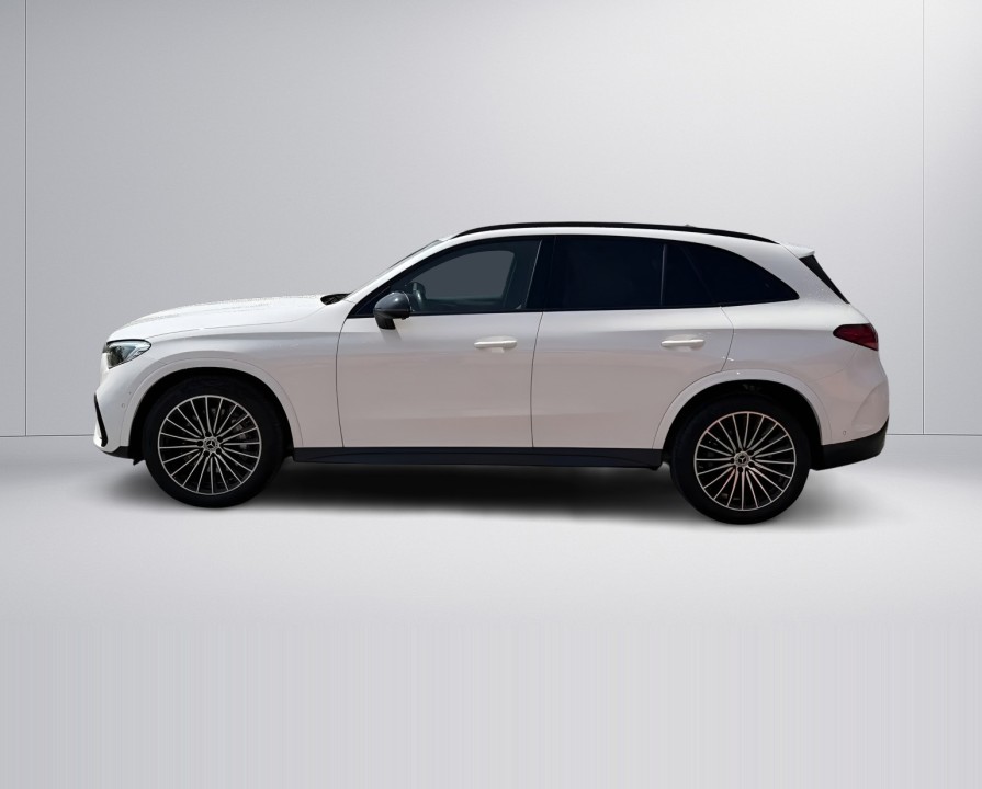 Mercedes-Benz GLC 220d 4MATIC AMG (2)