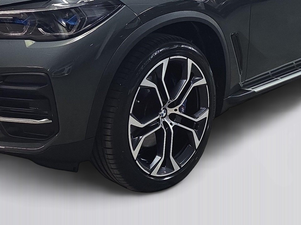 BMW X5 xDrive40i - foto 12