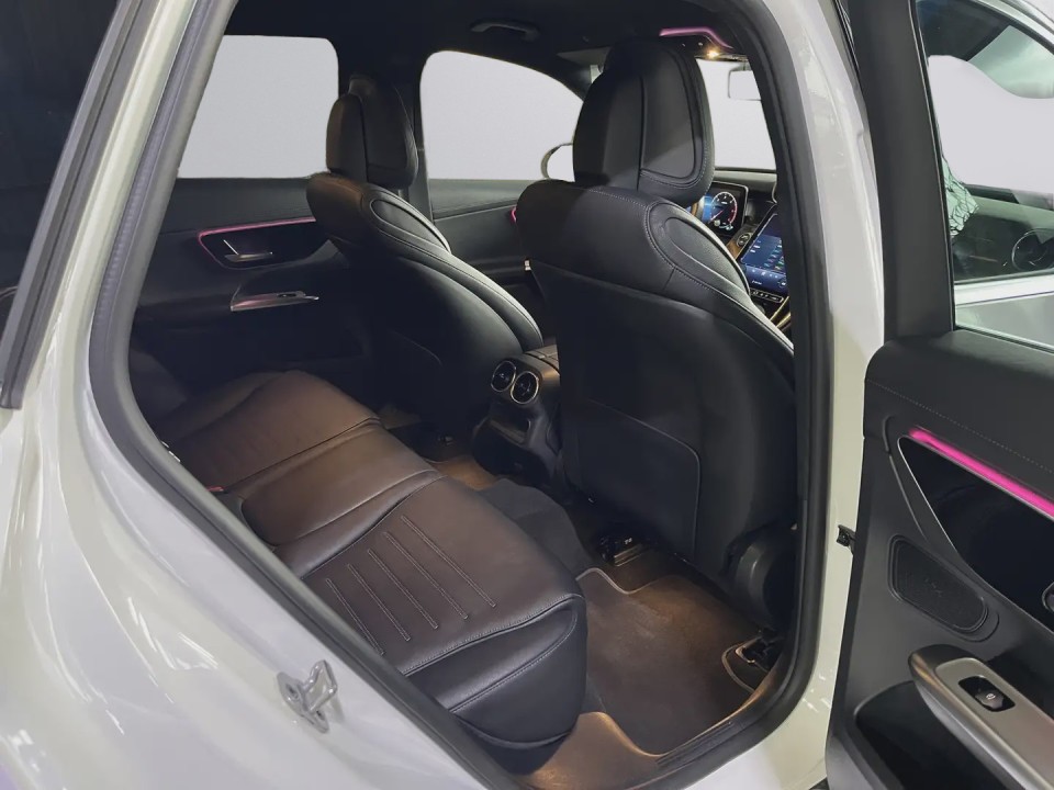 Mercedes-Benz GLC 220 AMG - foto 10