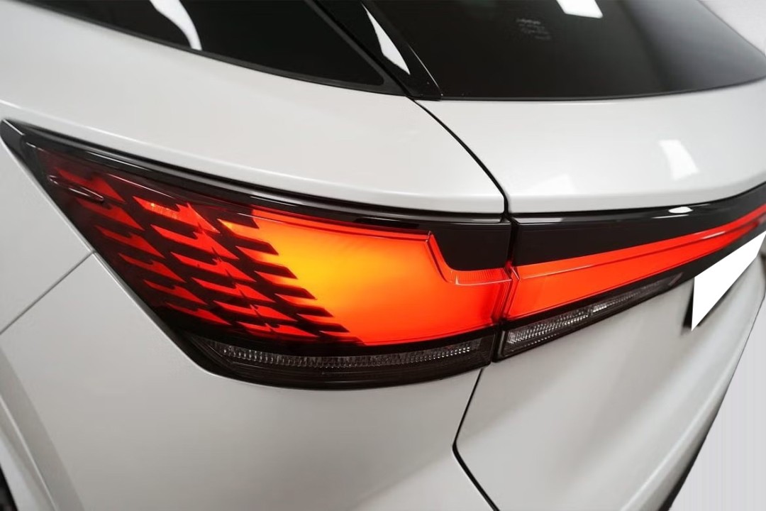LEXUS RX 2024 — imagine 17