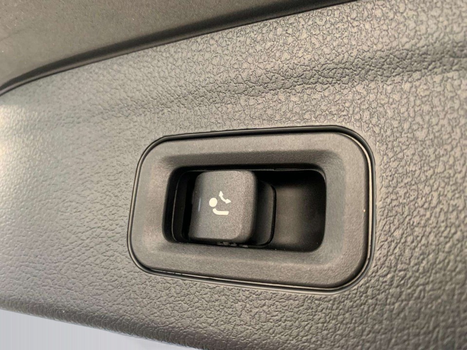 Mercedes-Benz GLE 300d AMG - foto 13